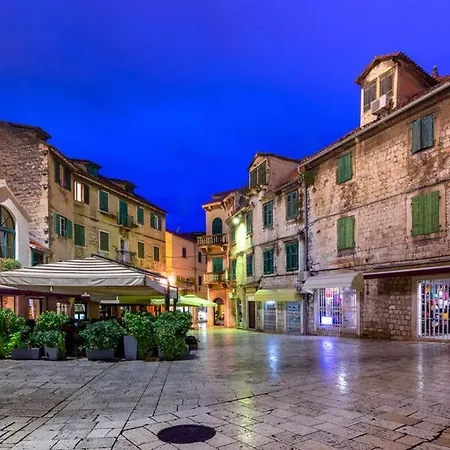 Center Soldic Апартаменти Спліт